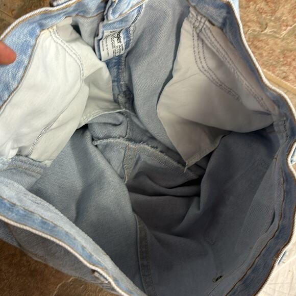 Wrangler Men's Light Wash Blue Jeans - Picture 9 of 9